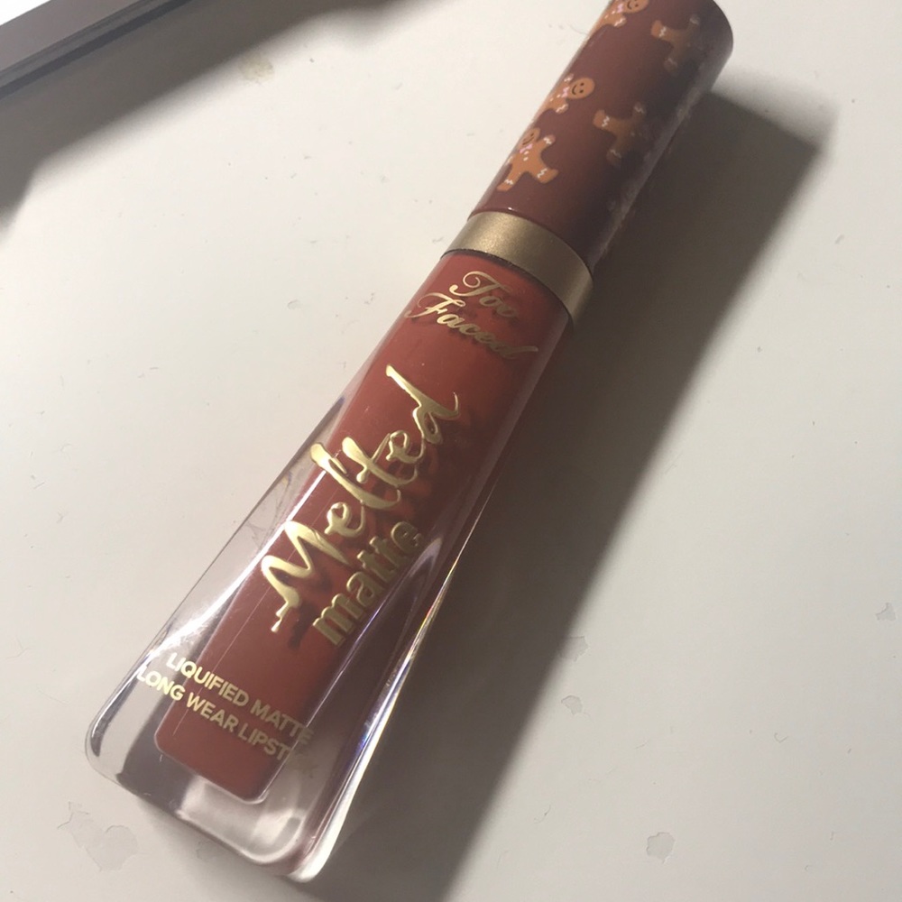 Too faced gingerbread man